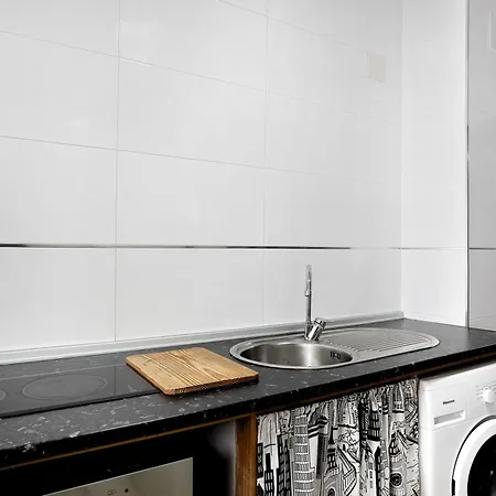 De La Fuente Apartment